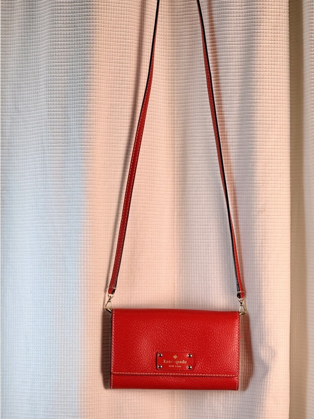 Kate Spade Red Pebbled Leather Crossbody Clutch - Like New! NWOT - Picture 5 of 10